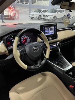 تويوتا راف 4